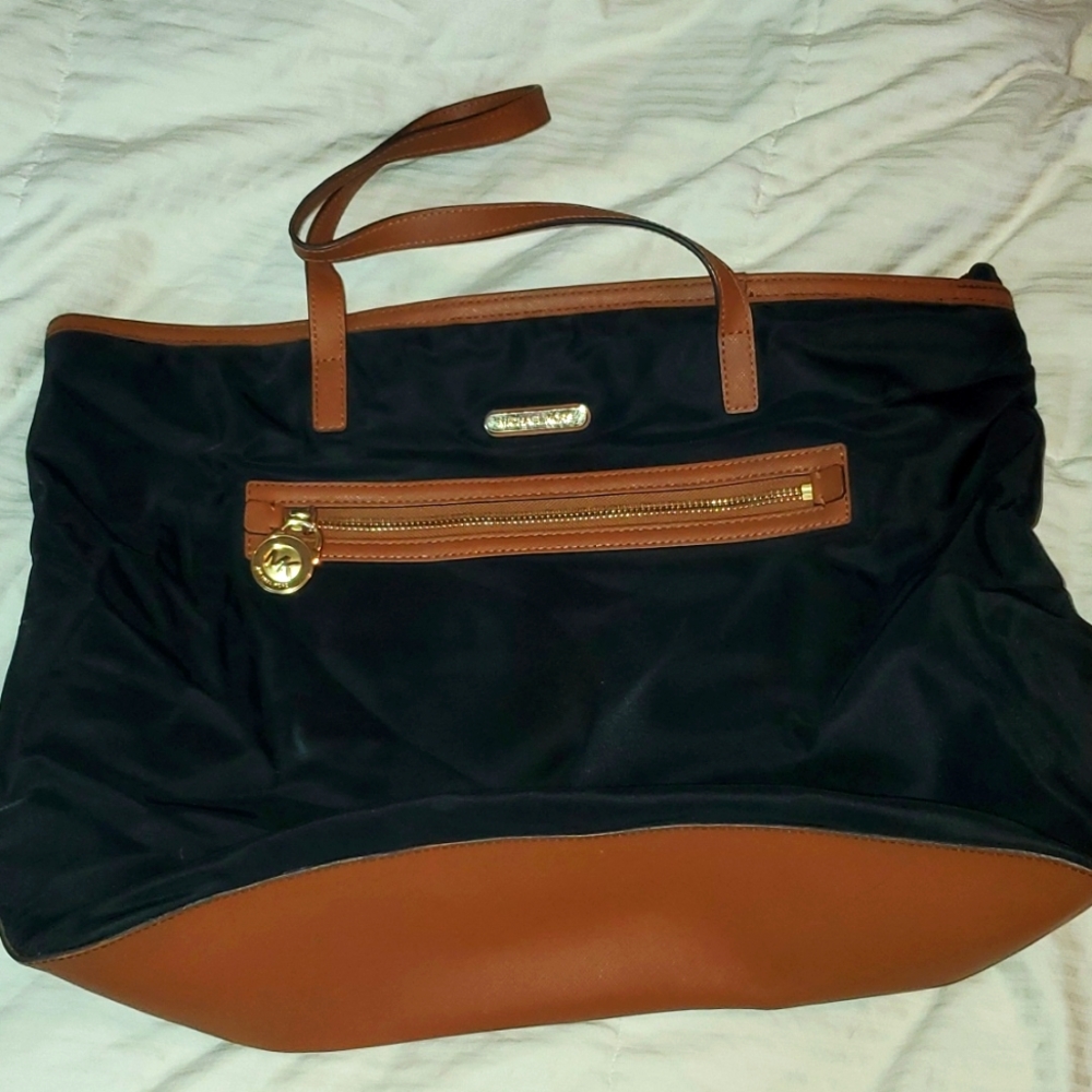 Michael lots nylon and leather bag